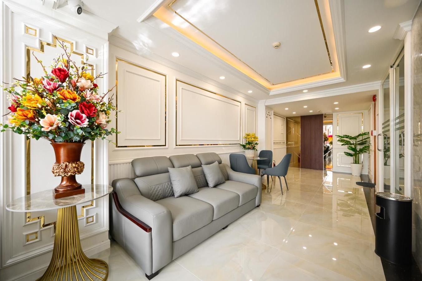 Vivian Airport Hotel Saigon Ho-Chi-Minh-Stadt Exterior foto