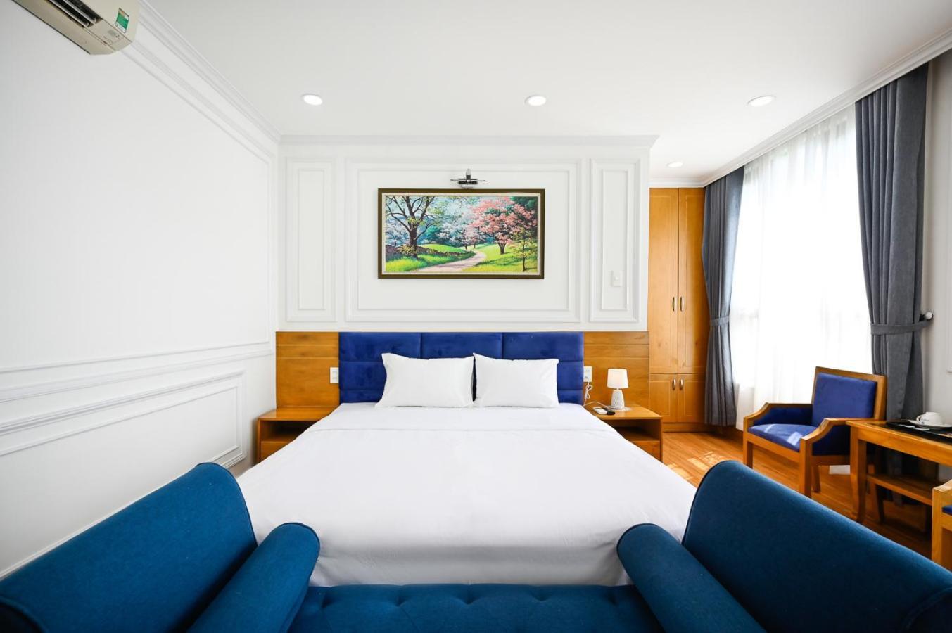 Vivian Airport Hotel Saigon Ho-Chi-Minh-Stadt Exterior foto